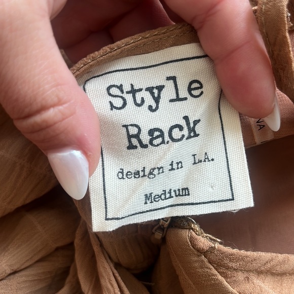 tan romper - Picture 4 of 4